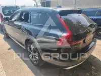 2021 Volvo V90