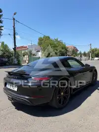 2021 Porsche Cayman