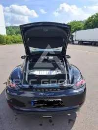 2021 Porsche Cayman