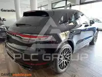 2021 Porsche MACAN