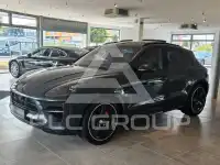 2021 Porsche MACAN