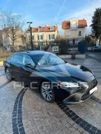 2021 Lexus ES300