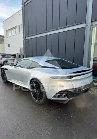 2021 Aston Martin DBS