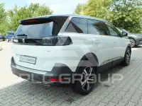 2021 Peugeot 5008