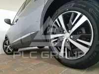 2021 Peugeot 5008