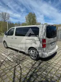 2021 Peugeot Traveller