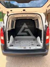 2021 Peugeot Partner