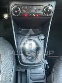 2021 Ford FIESTA