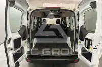 2021 Ford Tourneo