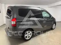 2021 Ford Tourneo