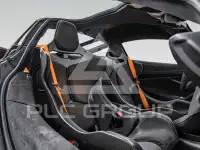 2021 McLaren 765