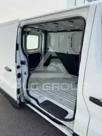 2022 Nissan NV 300