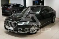 2022 BMW 740
