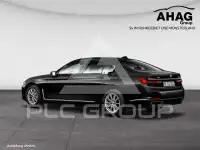 2022 BMW 740