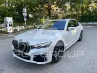 2022 BMW 740