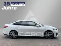 2022 BMW 220