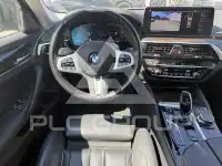 2022 BMW 530