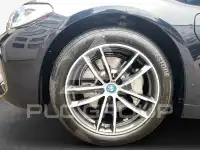 2022 BMW 530