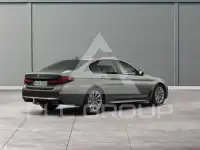 2022 BMW 530