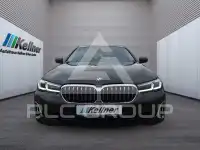 2022 BMW 530