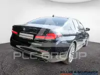 2022 BMW 530