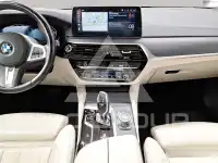 2022 BMW 530