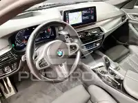 2022 BMW 530