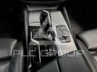 2022 BMW 530