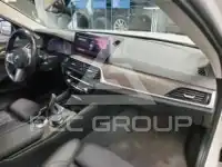 2022 BMW 530