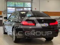 2022 BMW 530
