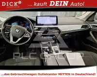 2022 BMW 530