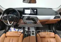 2022 BMW 530
