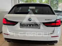 2022 BMW 530