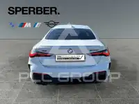 2022 BMW M4