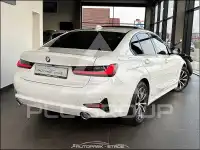 2022 BMW 320