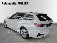 2022 BMW 320