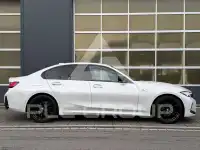 2022 BMW 320