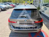 2022 BMW 320