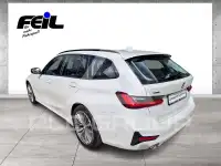 2022 BMW 320