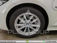 2022 BMW 320