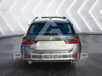 2022 BMW 320