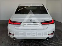 2022 BMW 320