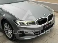 2022 BMW 320