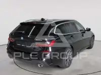 2022 BMW 320