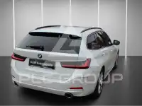 2022 BMW 320