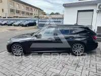 2022 BMW 320