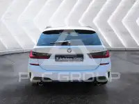 2022 BMW 320