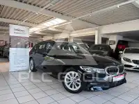 2022 BMW 320