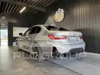 2022 BMW 320