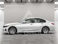 2022 BMW 320